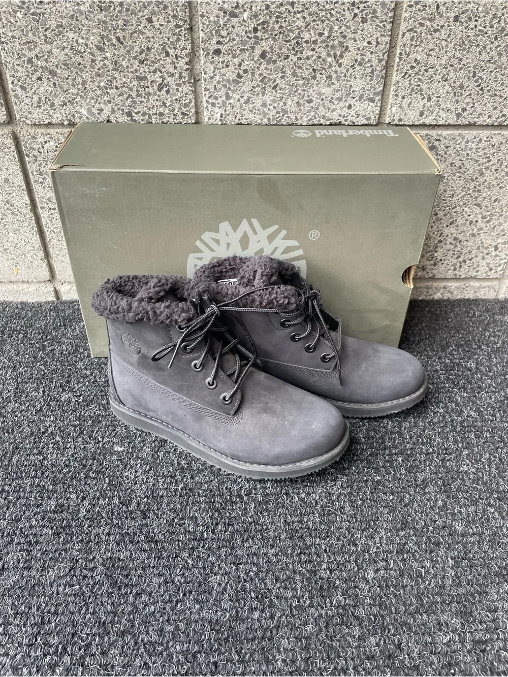 Timberland Boys Black Suede Faux-Fur Ankle Boots